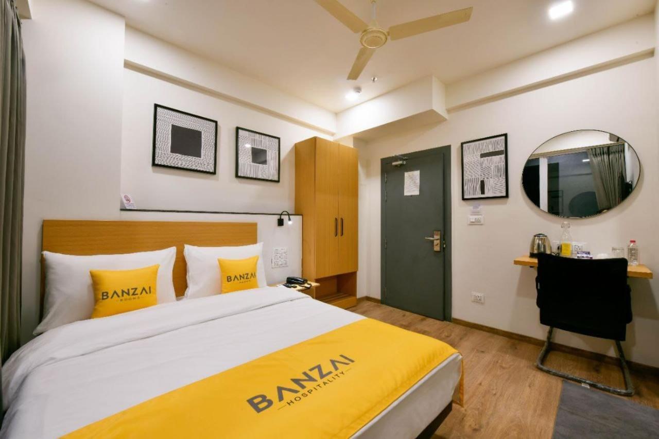 Banzai Rooms Nashik Exterior photo